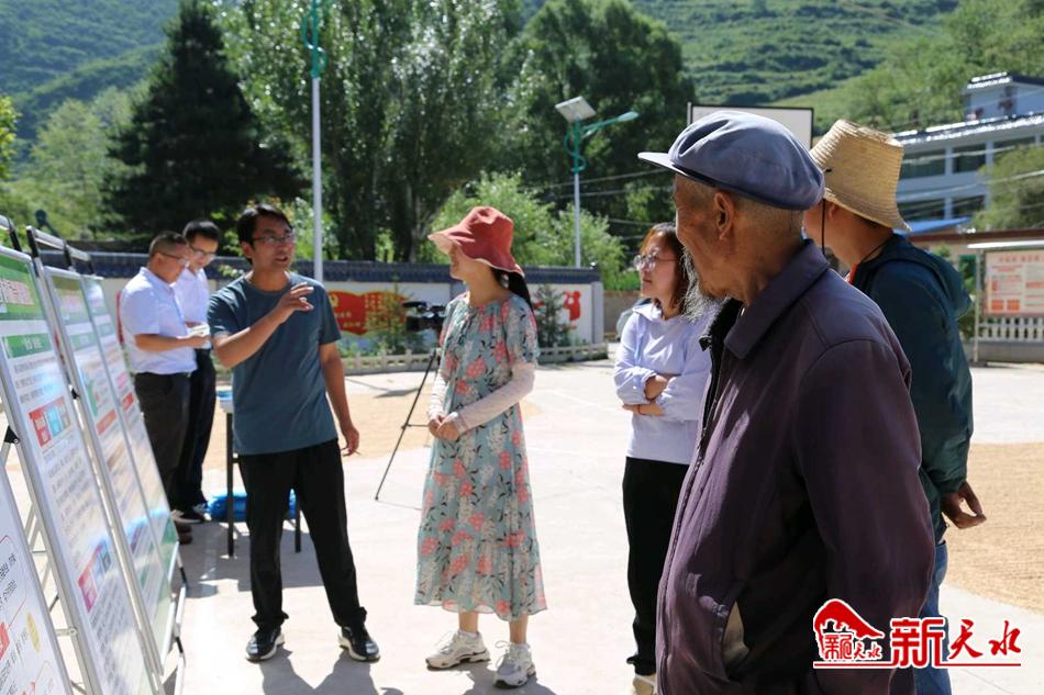 downloadjpg (12).jpg