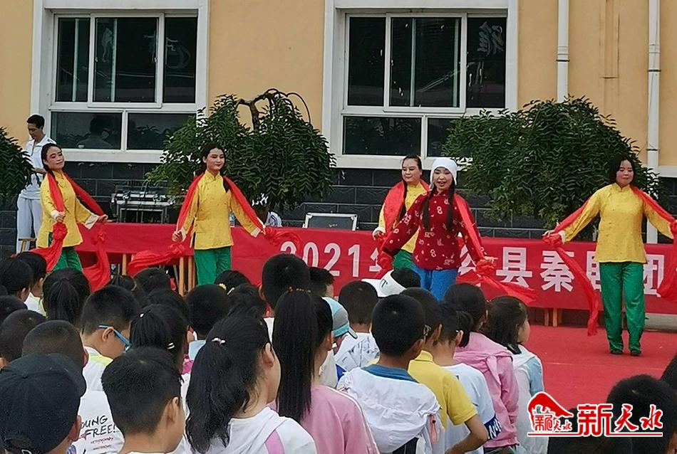 downloadjpg (43).jpg