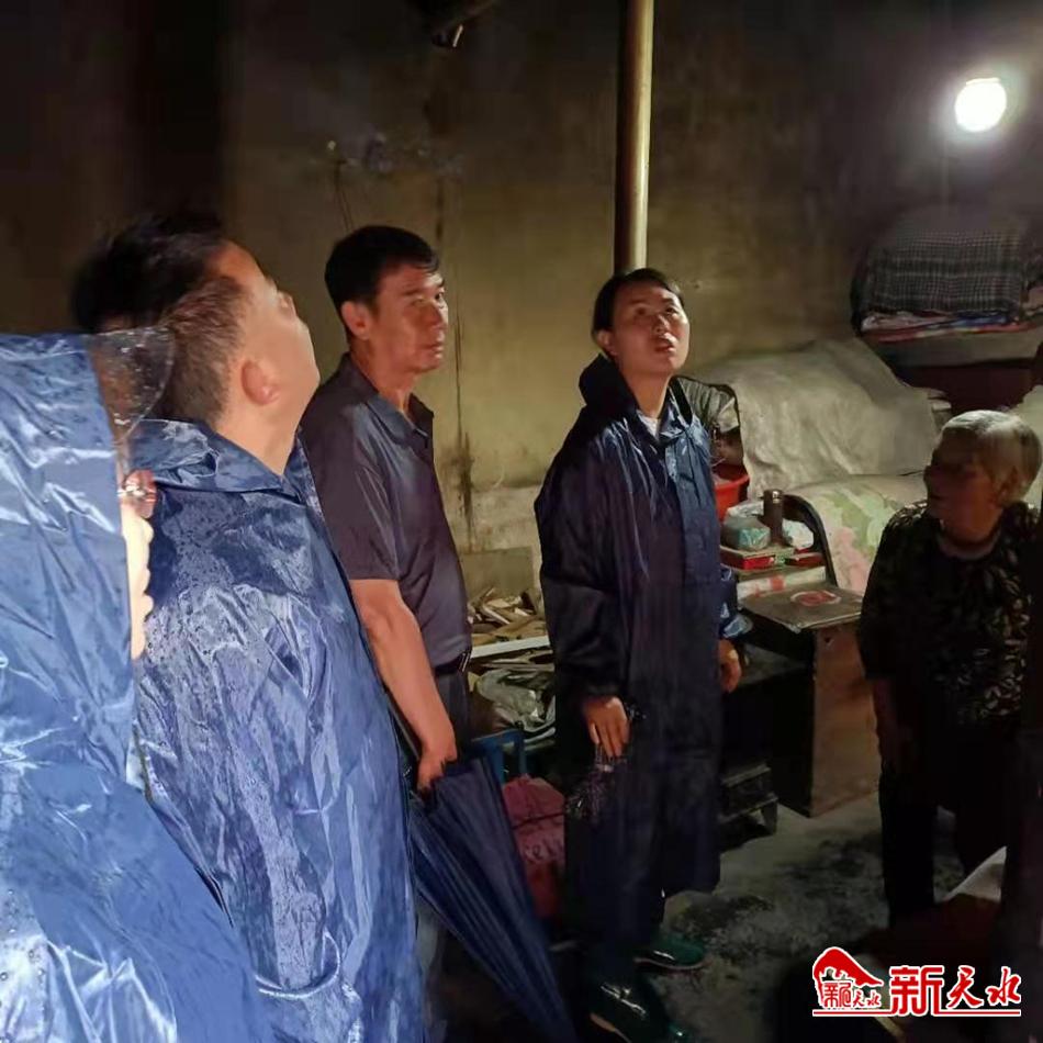 downloadjpg (32).jpg