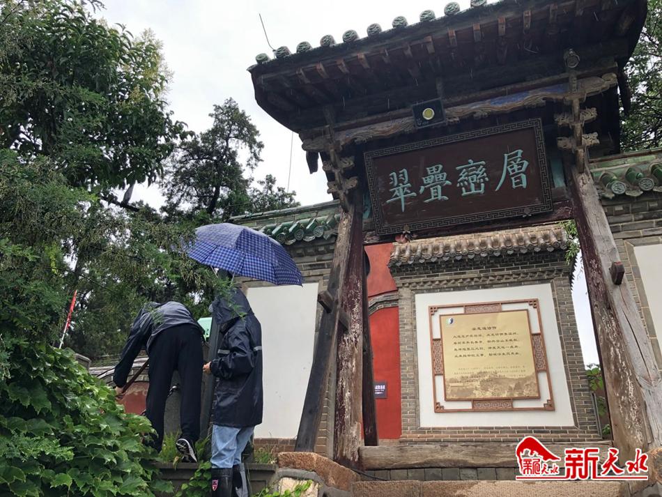 downloadjpg (46).jpg