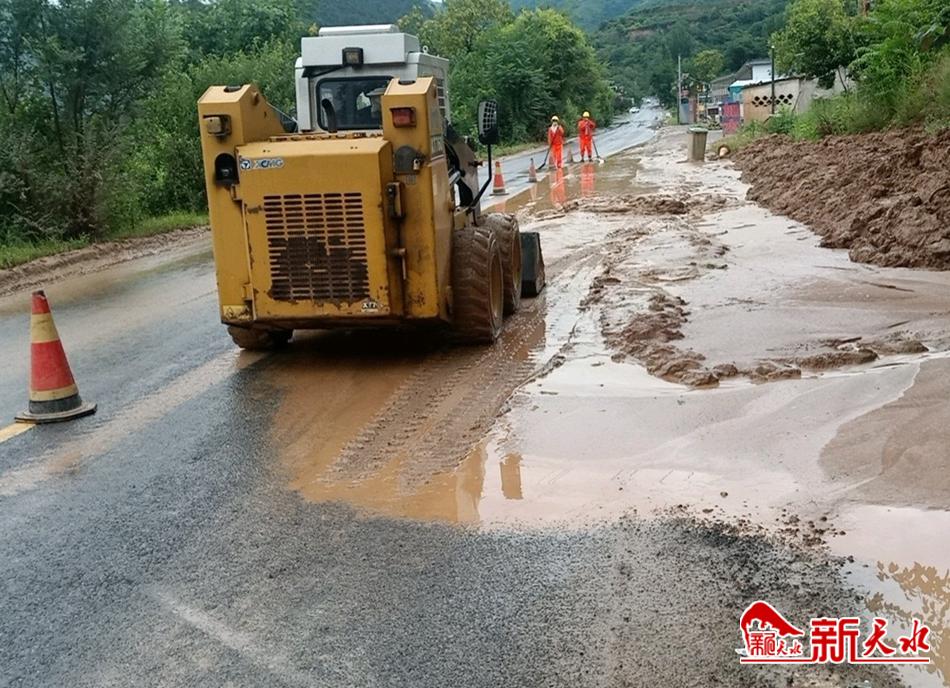 downloadjpg (55).jpg