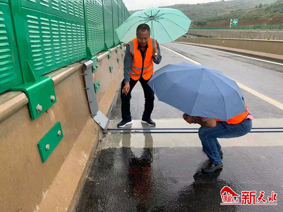 downloadjpg (58).jpg