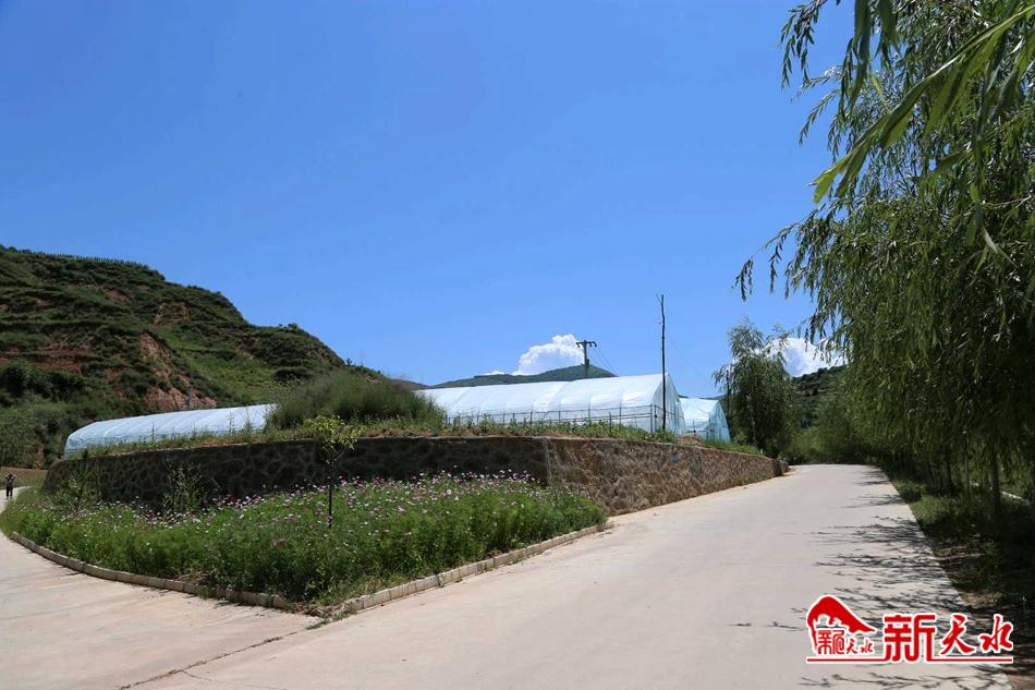 downloadjpg (59).jpg