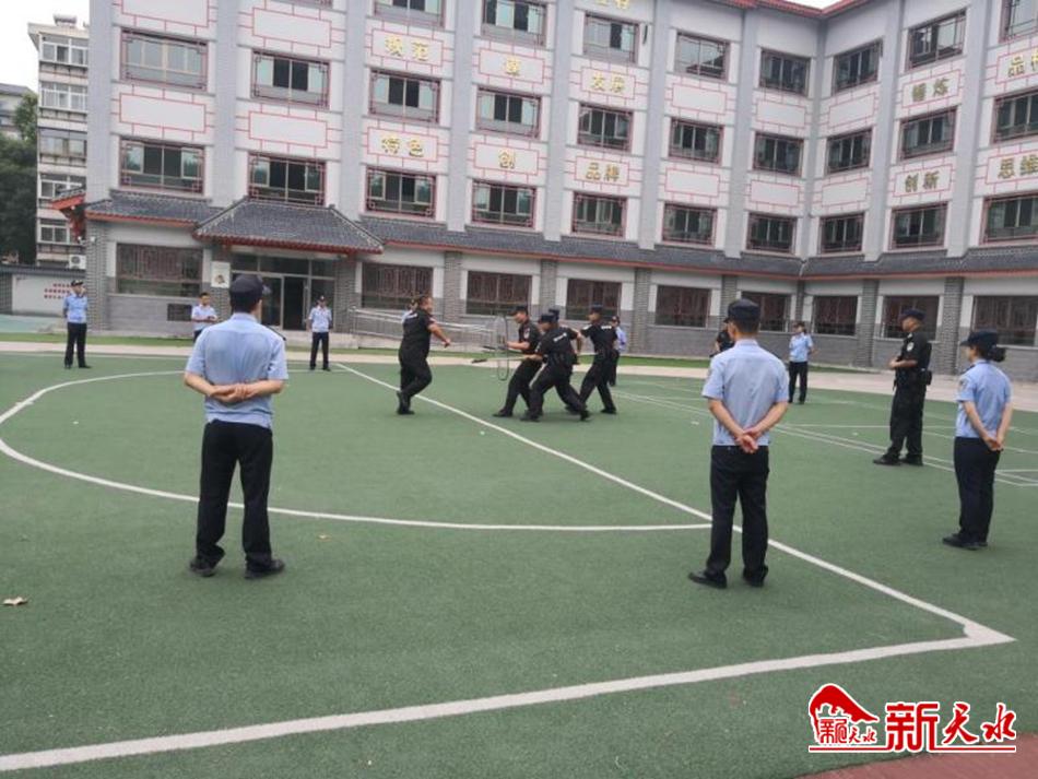 downloadjpg (18).jpg