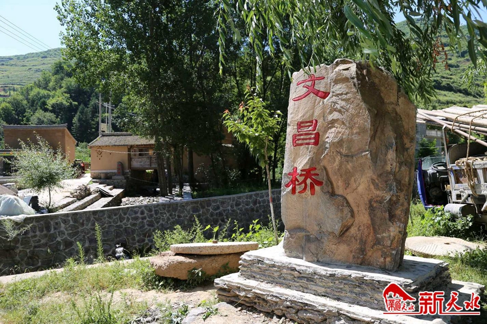 downloadjpg (13).jpg