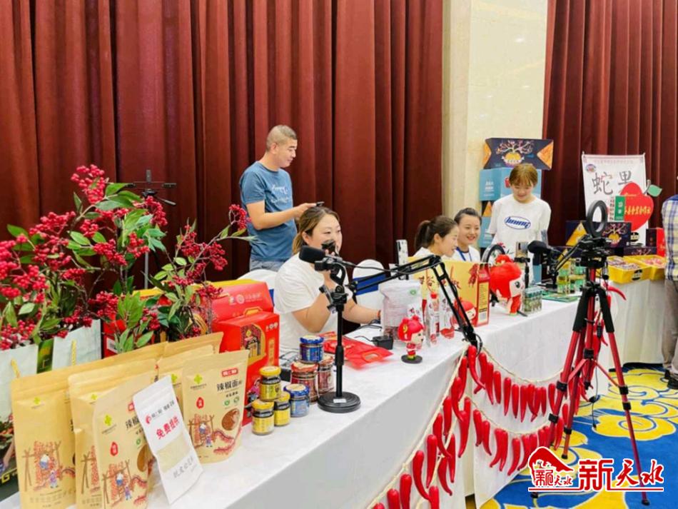 downloadjpg (42).jpg