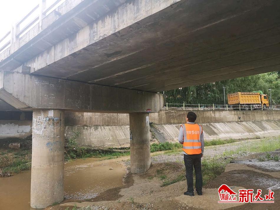 downloadjpg (46).jpg