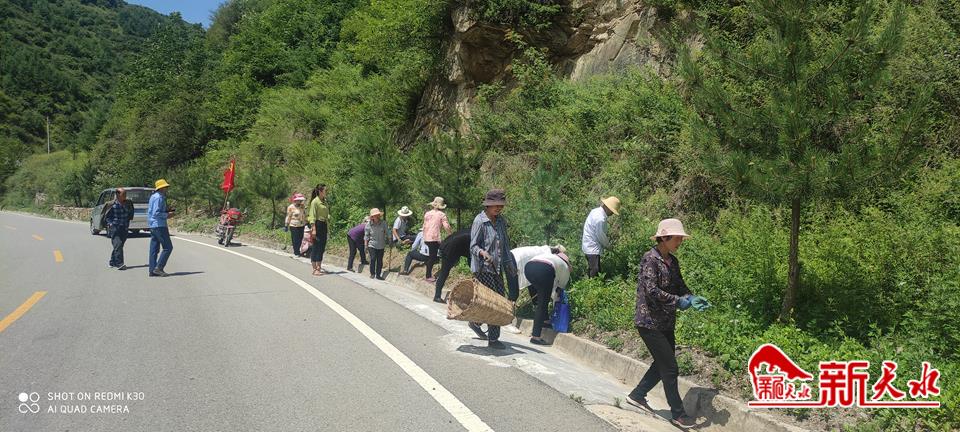 downloadjpg (52).jpg