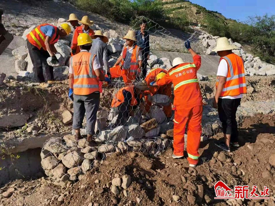 downloadjpg (58).jpg