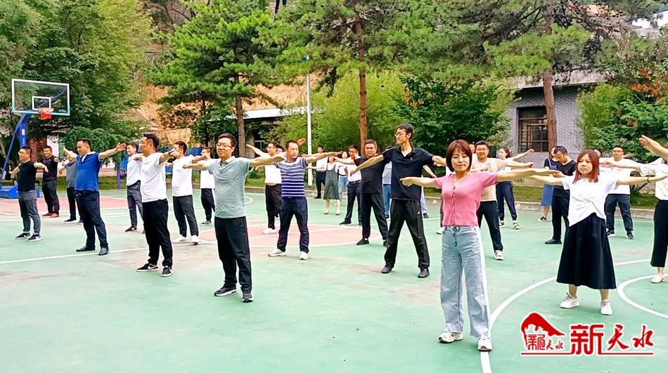 downloadjpg (64).jpg