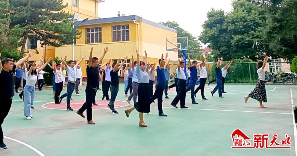 downloadjpg (63).jpg