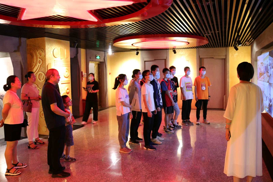 downloadjpg (73).jpg