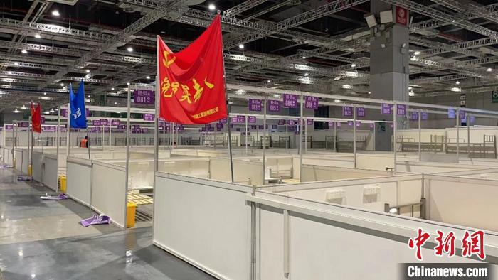 4月8日,建设中的国家会展中心(上海)方舱医院 4月8日,建设中的国家会展中心(上海)方舱医院