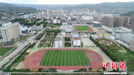 资料图：图为道路规划整齐的清水县城。　钟欣 摄