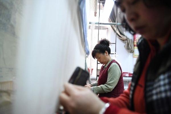 甘肃天水：巧手传承让“东方软浮雕”芳华再续