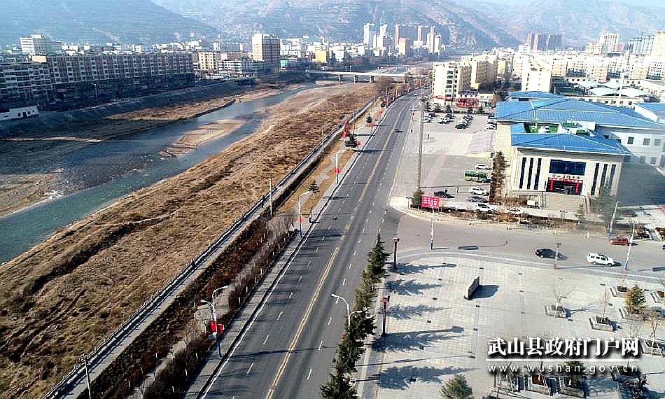 f63511e2317d49e585fa5abe6192a25b.jpg f63511e2317d49e585fa5abe6192a25b.jpg