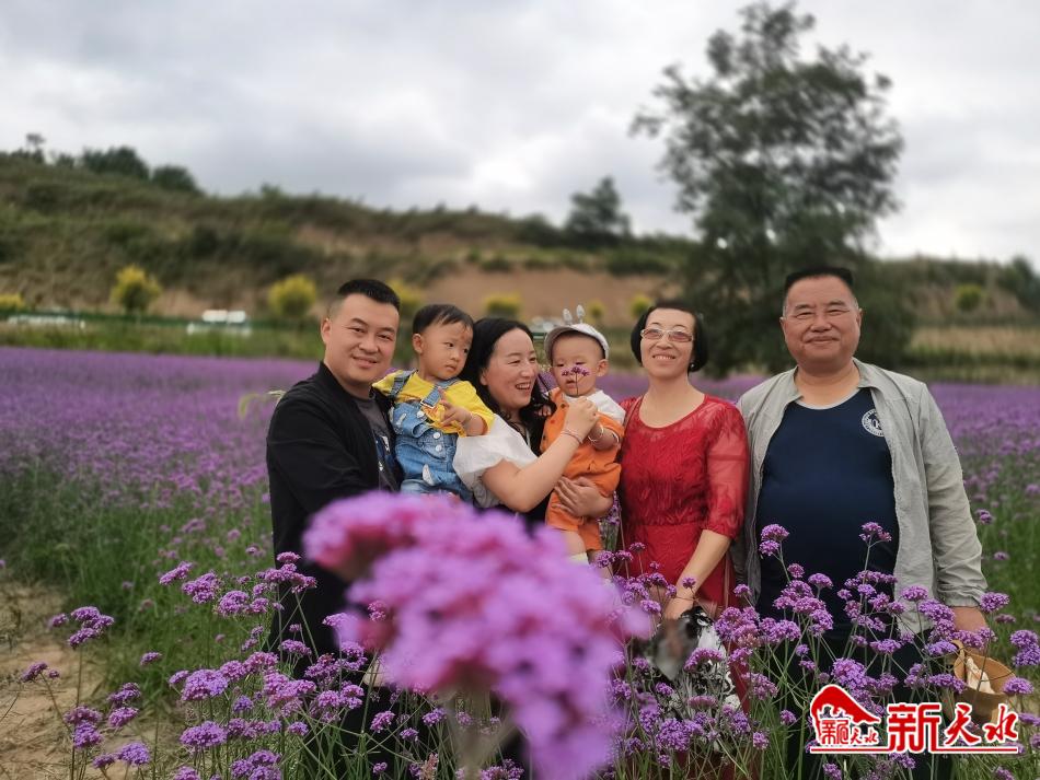 李荣家庭：以实际行动为幸福定义