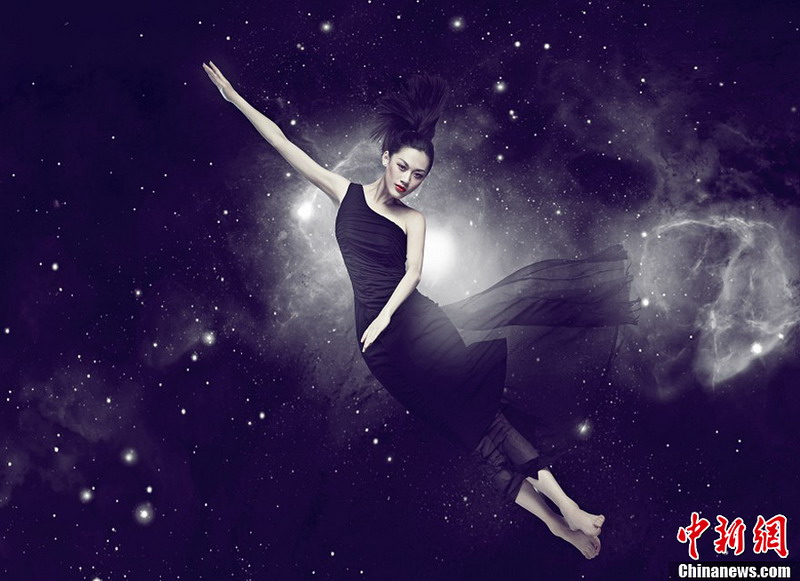 图为2013世界小姐中国区总决赛冠军直通赛佳丽——娄梦煖。