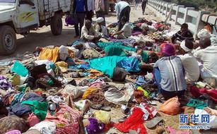 （国际）（3）印度一寺庙发生踩踏事件致50多人死亡