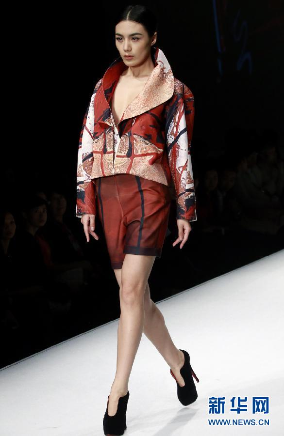 （晚报）（1）新锐设计师大赛在京举行