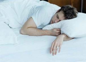 早睡晚起 冬季养生注意事项