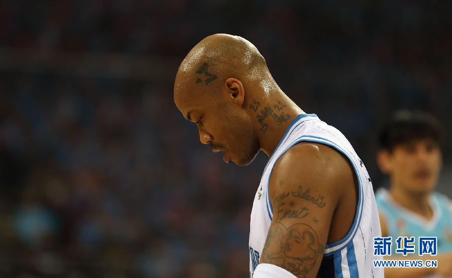 （体育）（1）篮球——CBA总决赛第三回合：北京金隅不敌新疆广汇汽车