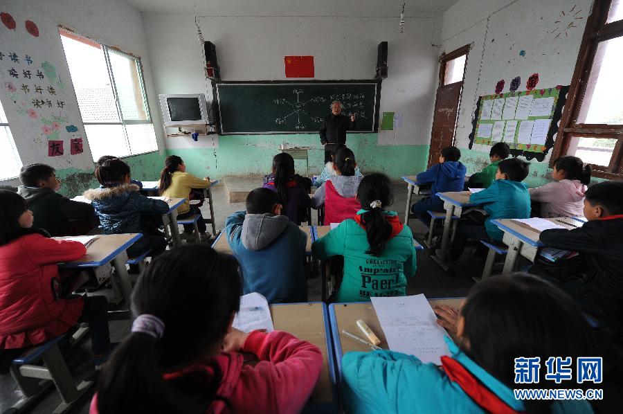 #(教育)(4)七旬前外交官贵州支教9年