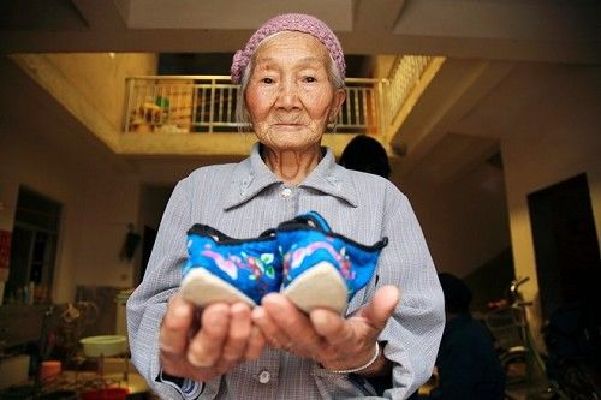 寻访最后的三寸金莲(组图)