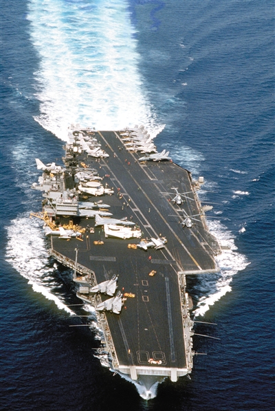 “萨拉托加”号航母数据