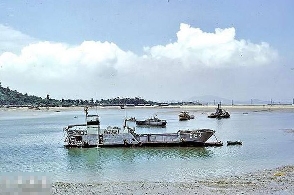 外媒实拍朝鲜战争彩色老照片首公布