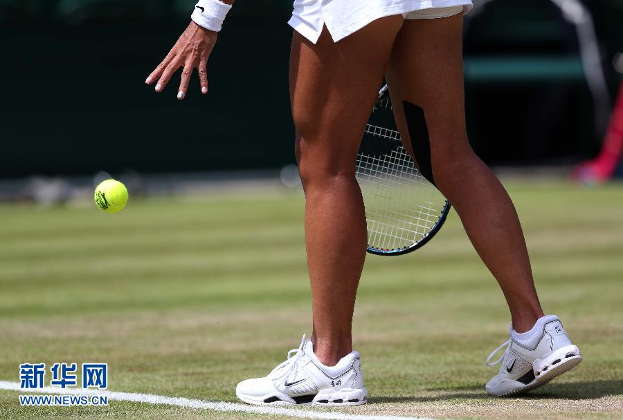 （体育）（11）网球——温网：李娜晋级