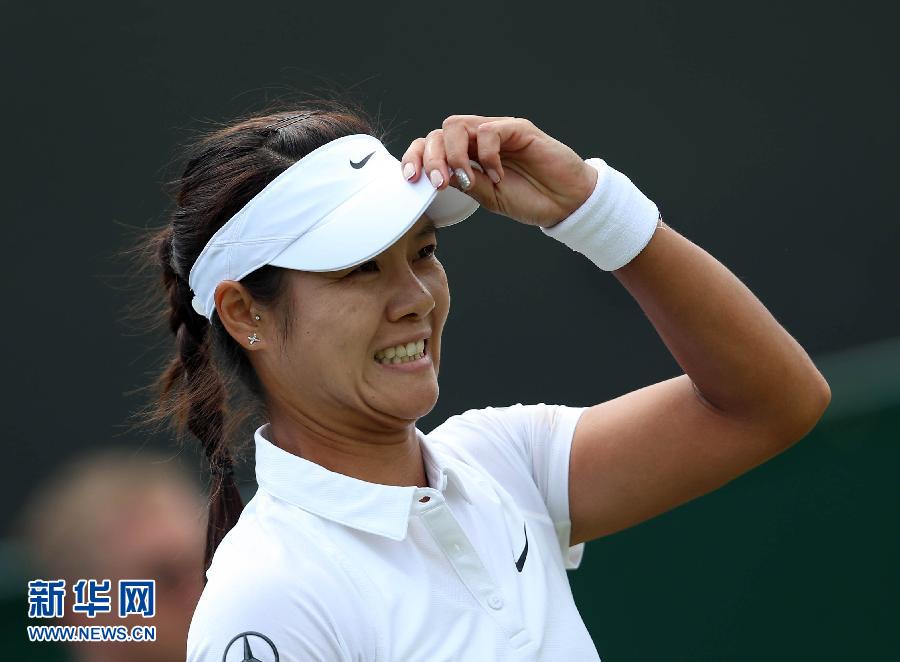 （体育）（13）网球——温网：李娜晋级