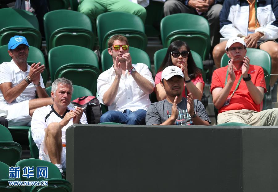 （体育）（14）网球——温网：李娜晋级 