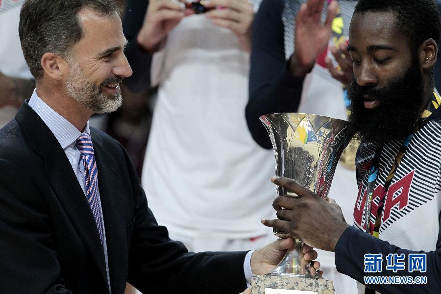 （体育）（4）篮球——世界杯：美国队夺冠