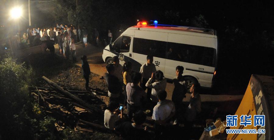 （突发事件）（3）湖南醴陵一花炮厂爆炸已致6人死亡33人受伤