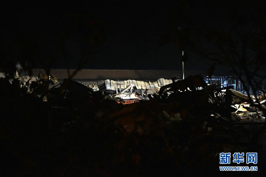 （突发事件）（3）山东寿光一食品厂发生火灾致18人死亡 