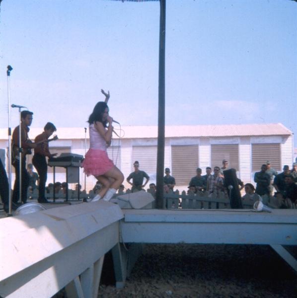 越战另一面：南越女性慰问美军罕见照曝光