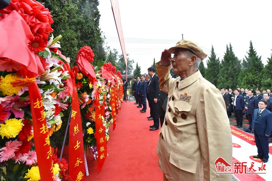 天水市暨秦州区向革命烈士敬献花篮仪式举行 王锐王军蒋晓强等向烈士