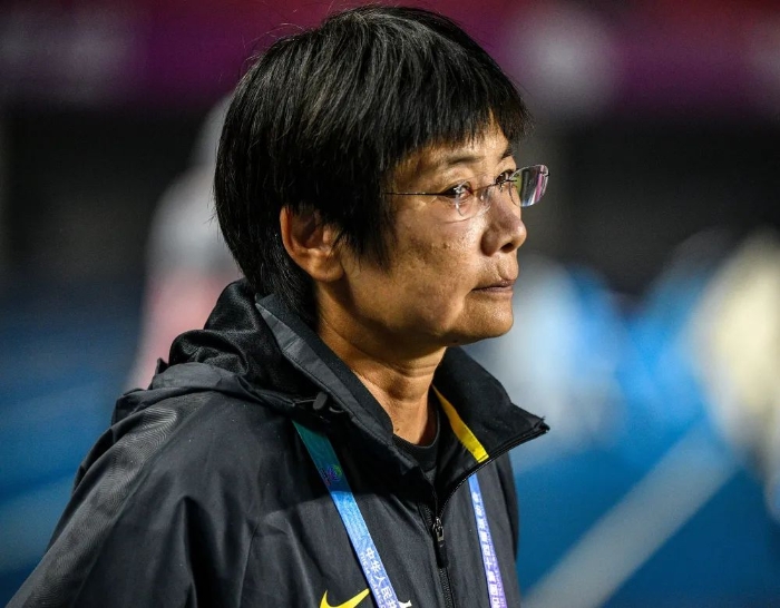 一路奔跑在绿茵场上的中国女足主帅水庆霞