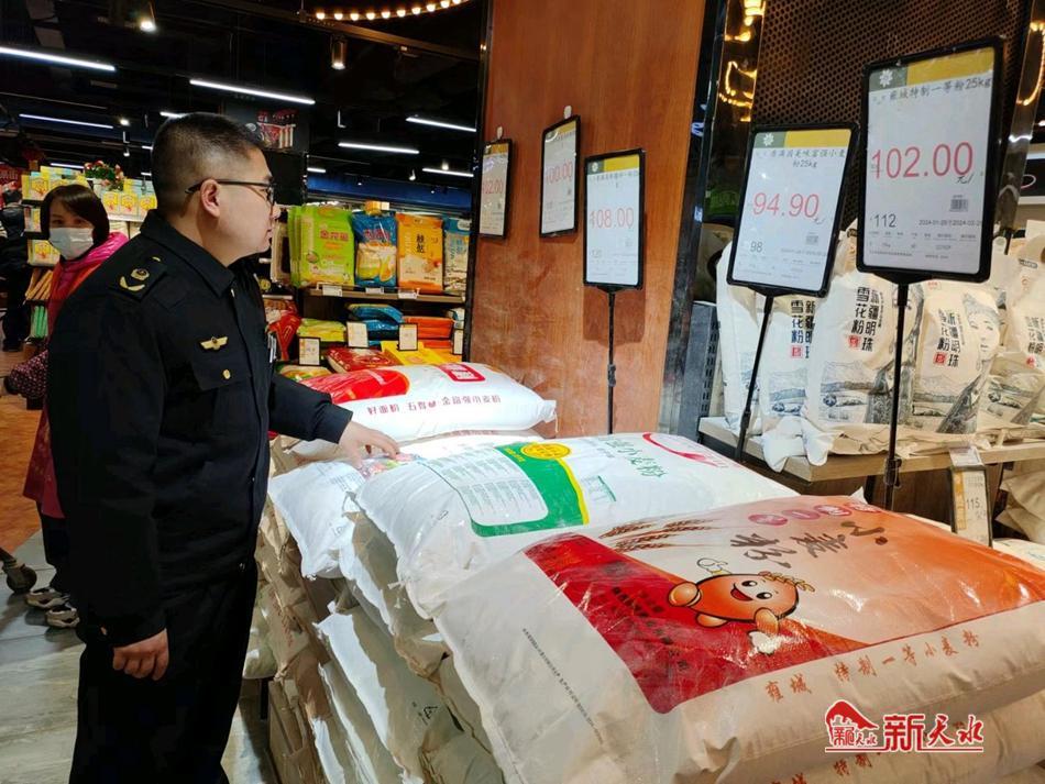 麦积区桥南市场监管所加强价格监管优化消费环境