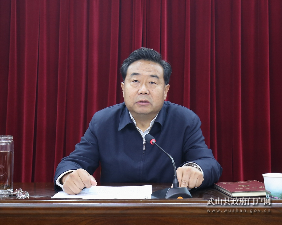 县委常委,纪委书记,县监委主任王涛主持会议;县委常委,组织部部长