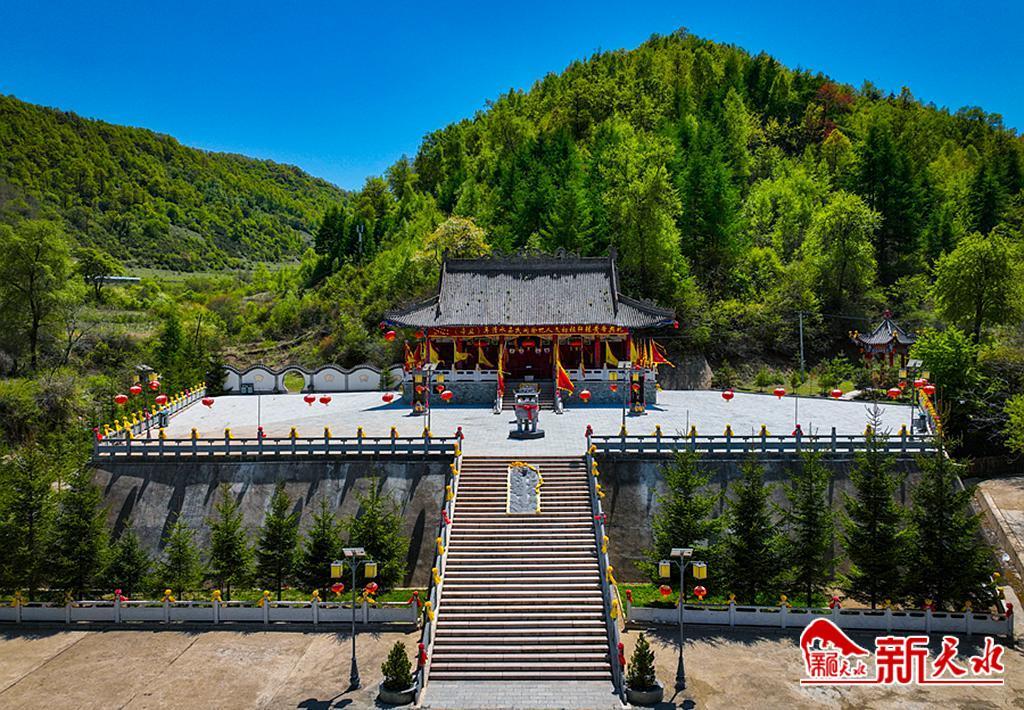 新天水讯    据清水县融媒体中心消息每年6月,清水县都要举办轩辕文化